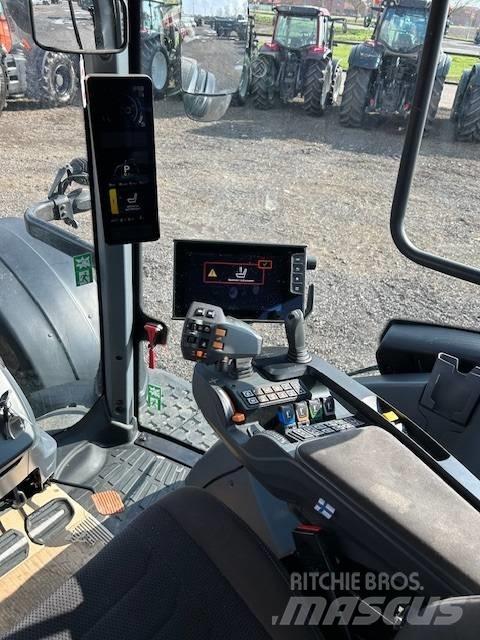Valtra T 235 D Traktori