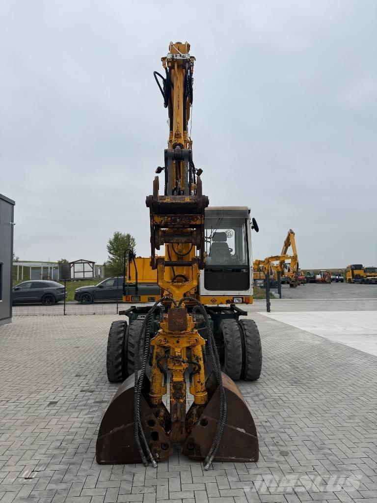 Liebherr A 312 Bageri na kotačima