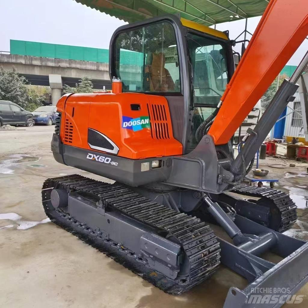 Doosan DX 60-9 C Bageri gusjeničari