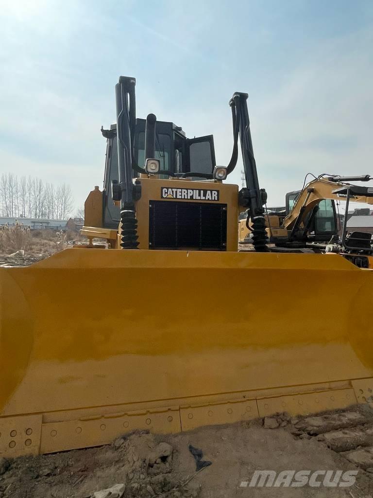 CAT D 7 G Buldožeri gusjeničari