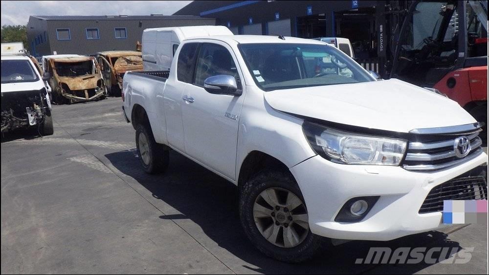 Toyota Hilux 4 Kiperi
