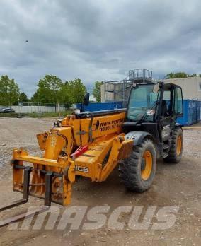 JCB 540-140 Teleskopski viličari