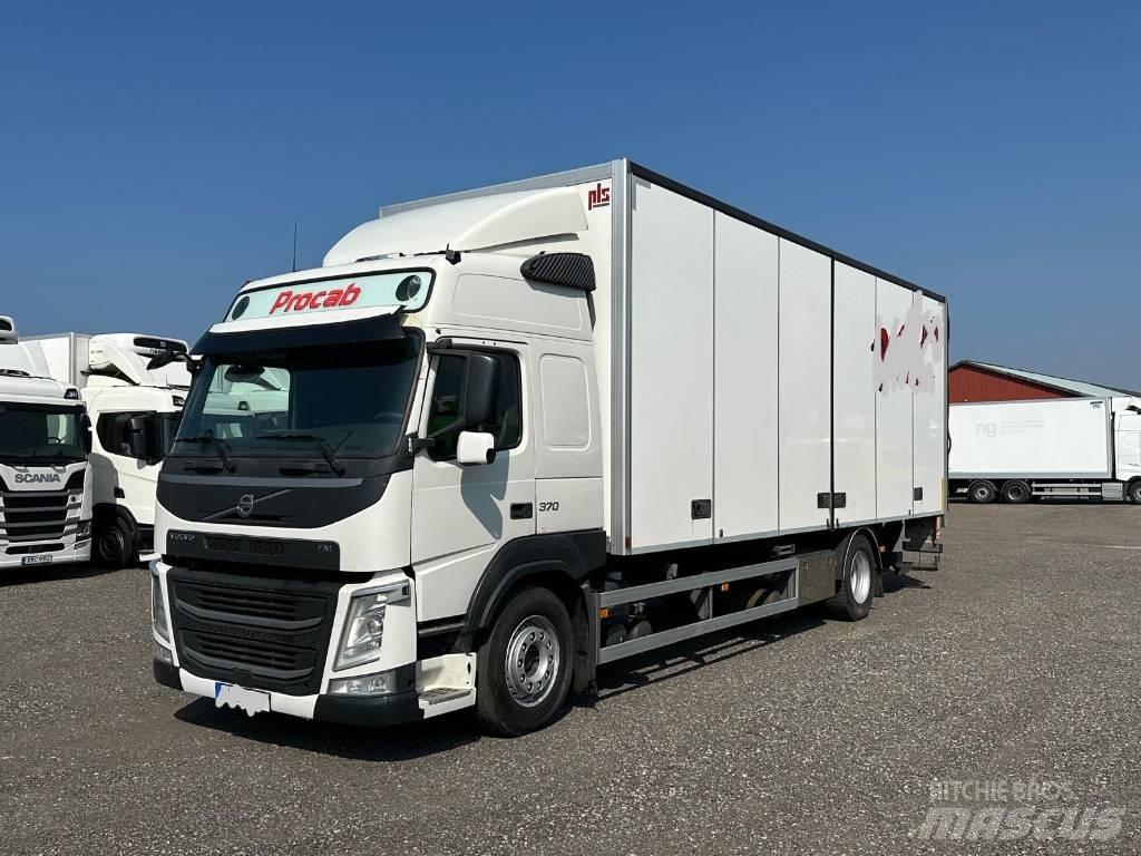 Volvo FM serie 3801 Sanduk kamioni