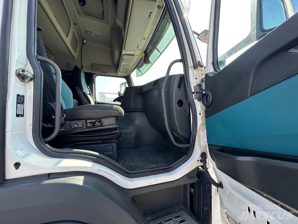 Volvo FM serie 3801 Sanduk kamioni