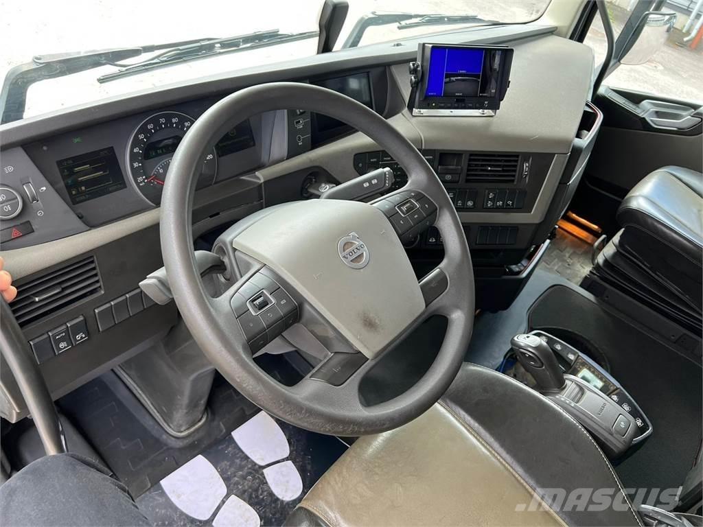 Volvo FH 540 8X4 Kamioni sa kranom