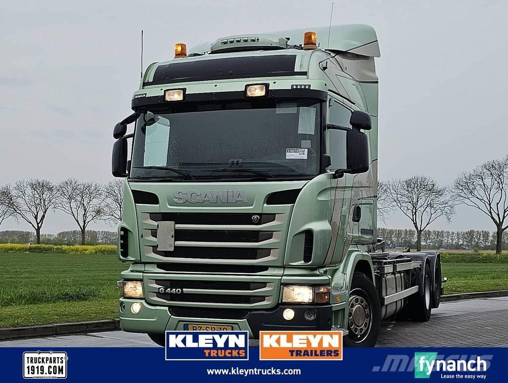Scania G440 Rol kiper kamioni s kukama za dizanje