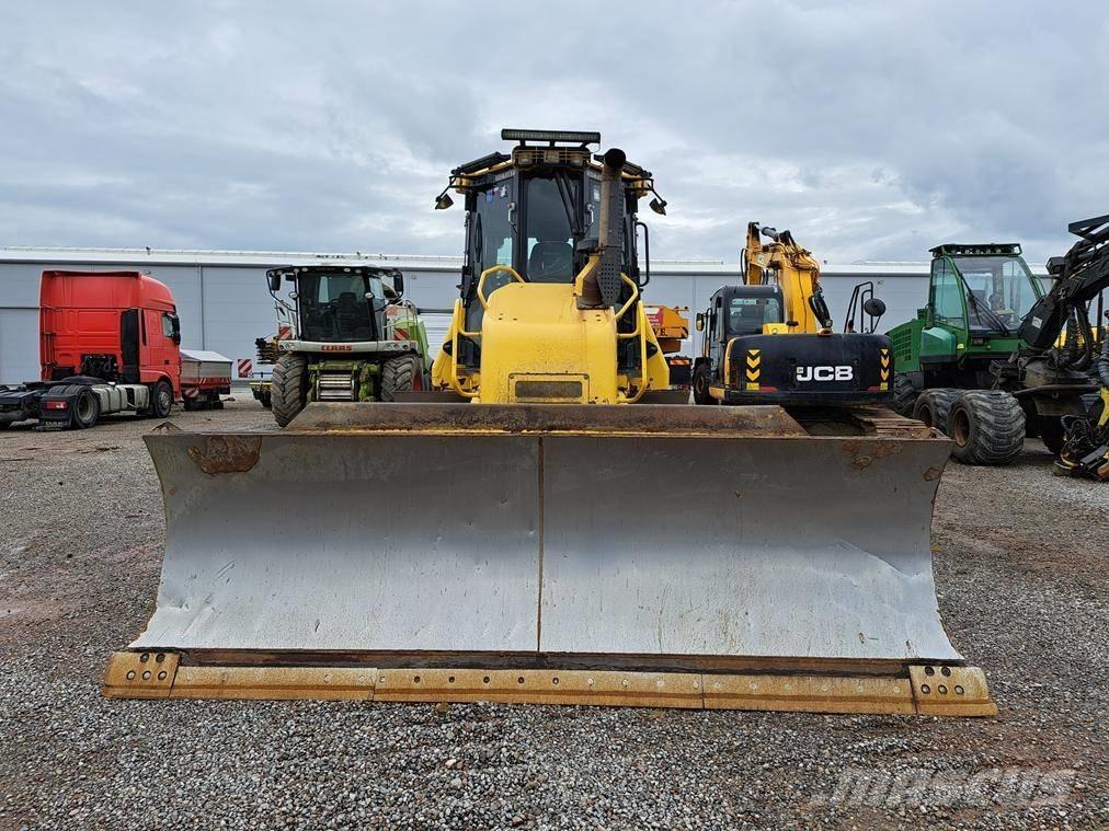 Komatsu D 61 PXi-24 Buldožeri gusjeničari
