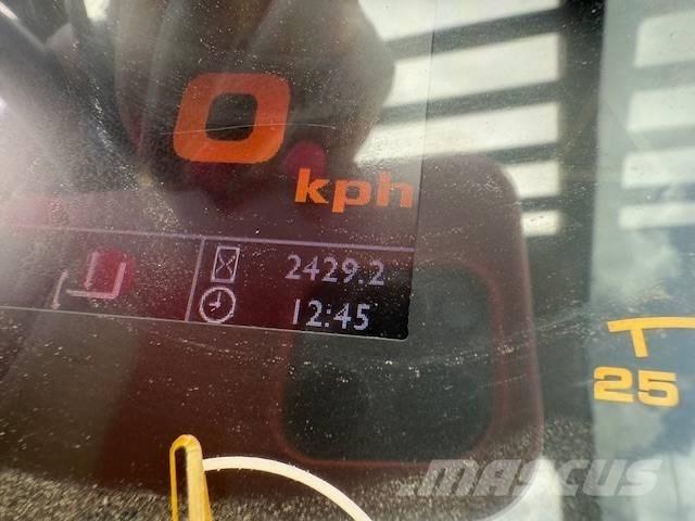 JCB 540-140 Teleskopski viličari