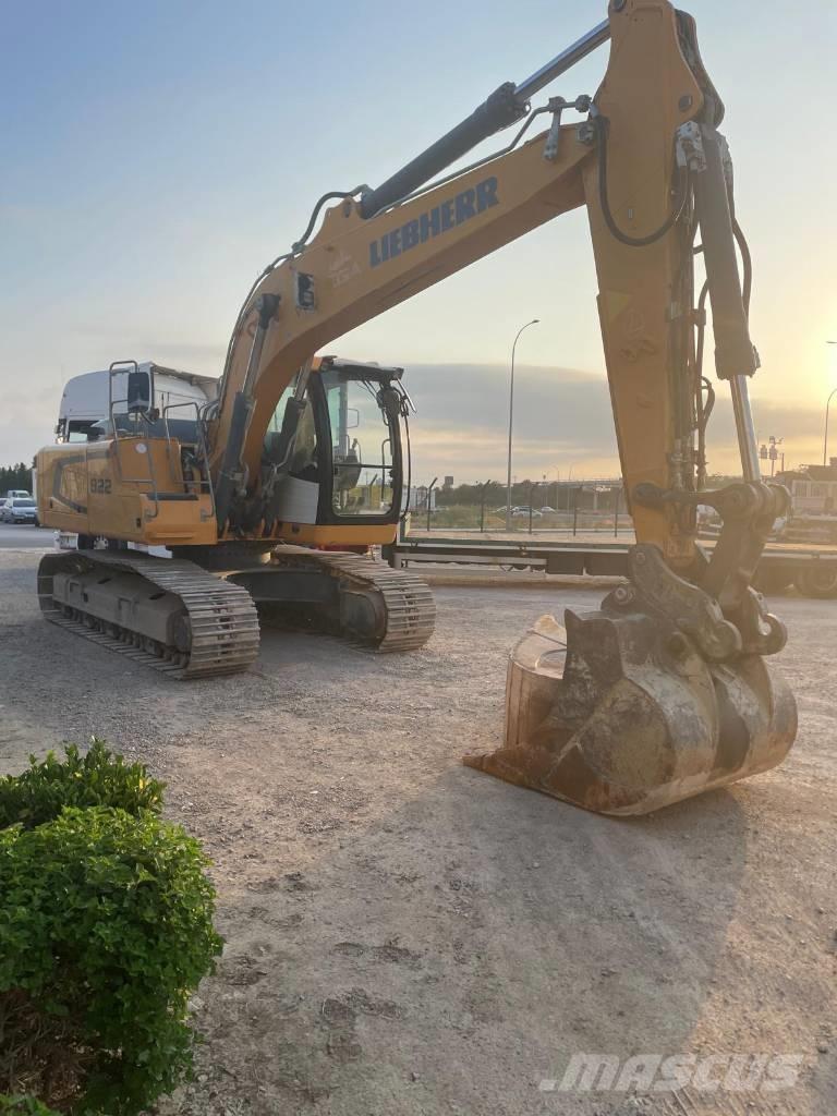 Liebherr R922 NLC Bageri gusjeničari