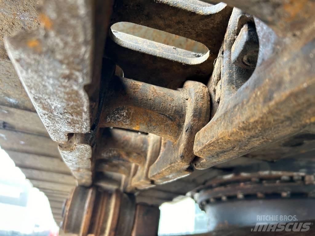 Hitachi ZX 210 LC-3 Bageri gusjeničari