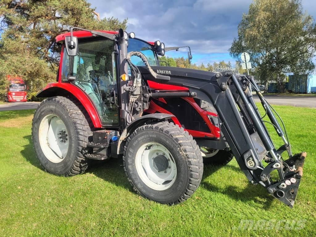 Valtra A 84 HiTech Traktori