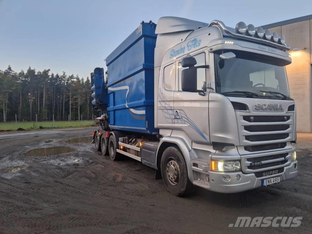 Scania R 580 LB Drobilice za drvo / čiperi