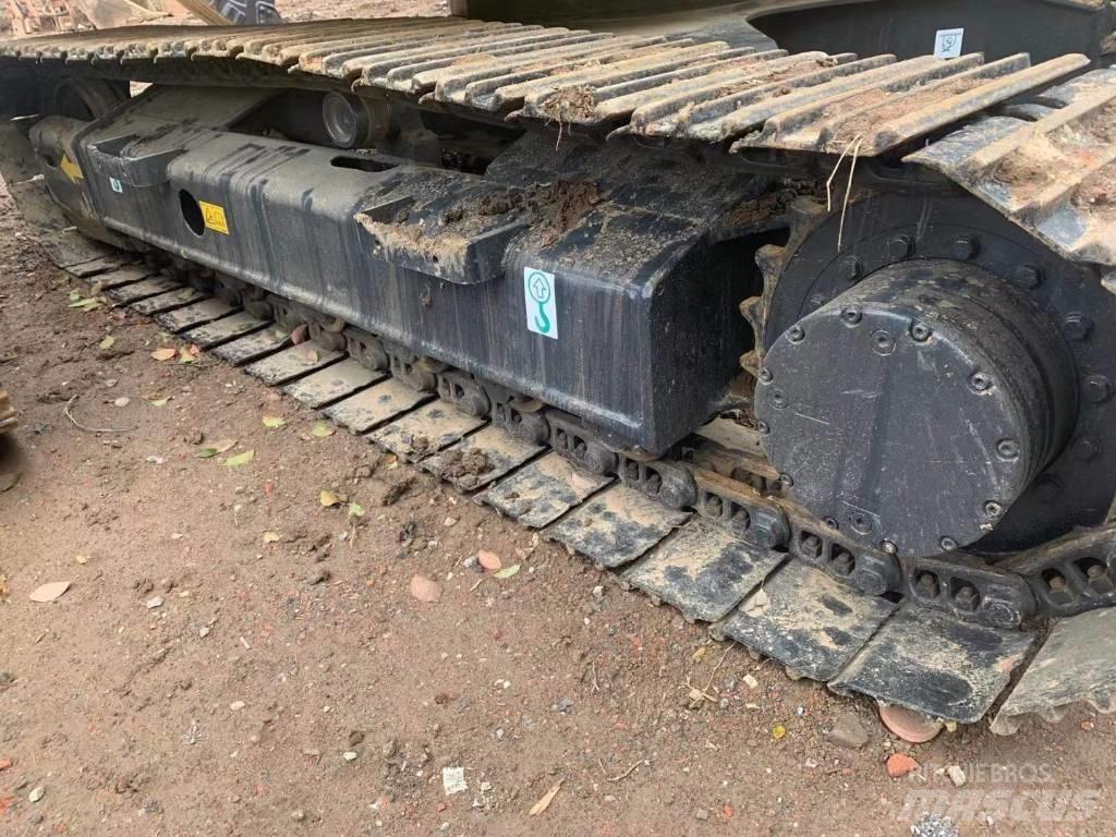 Komatsu PC 120 Bageri gusjeničari