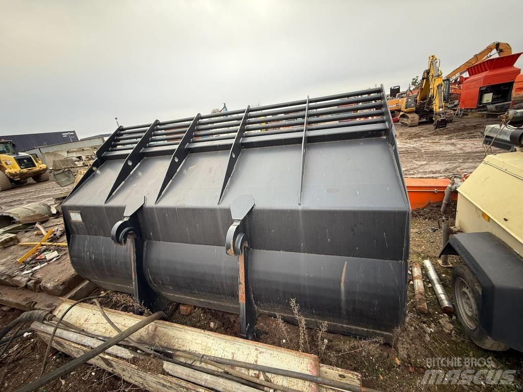 Doosan DL 420-7 Kašike / Korpe