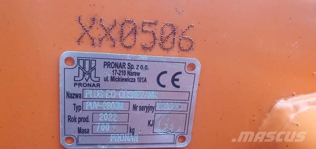 Pronar PUV 2800 M Sniježne daske i  plugovi
