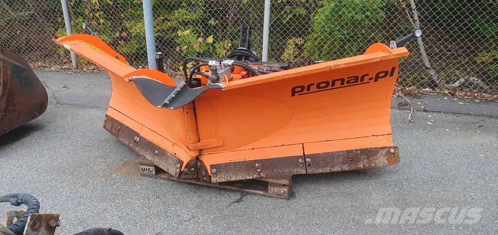 Pronar PUV 2800 M Sniježne daske i  plugovi