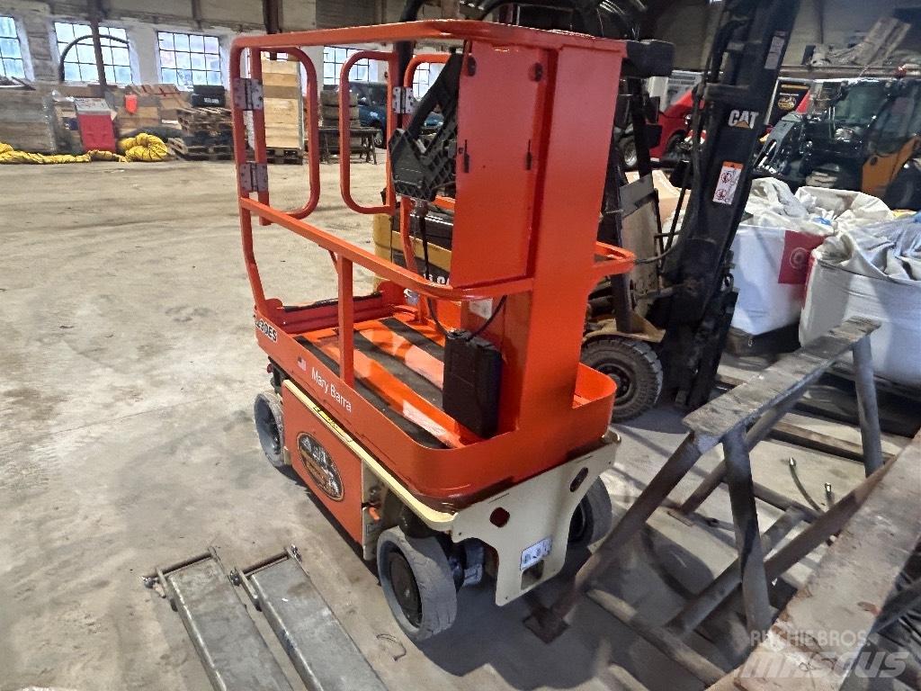 JLG 1230 ES Vertikalne radne podizne platforme