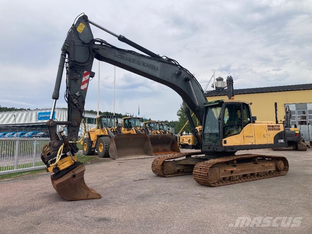 Volvo EC 240 C L Bageri gusjeničari