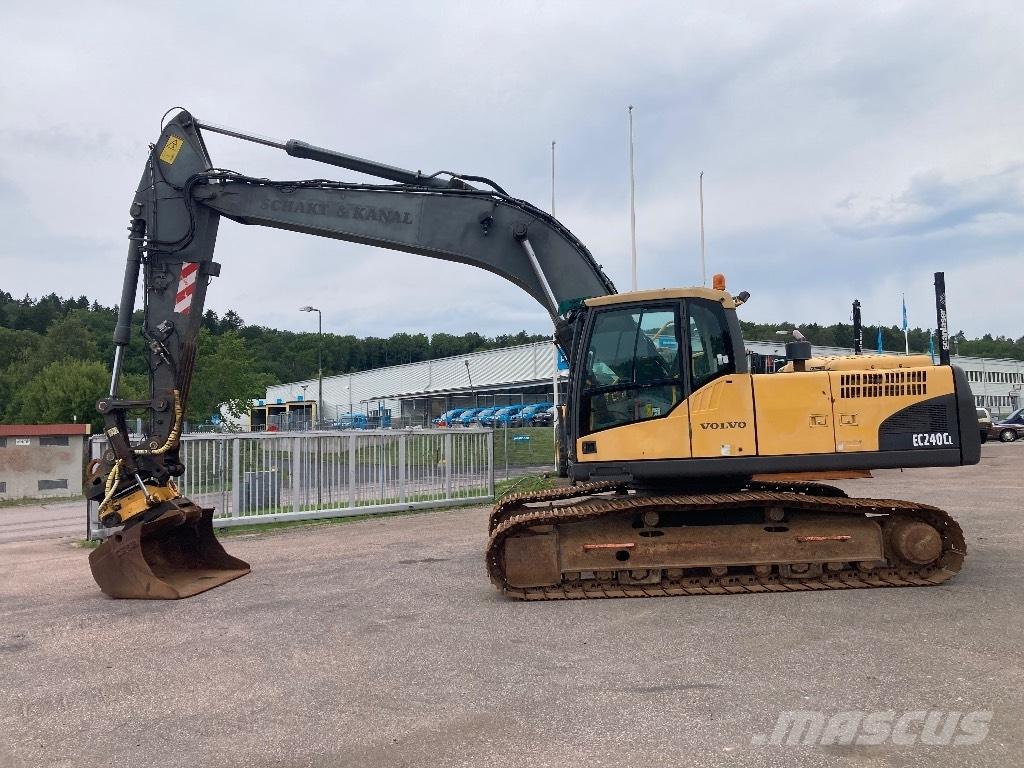 Volvo EC 240 C L Bageri gusjeničari