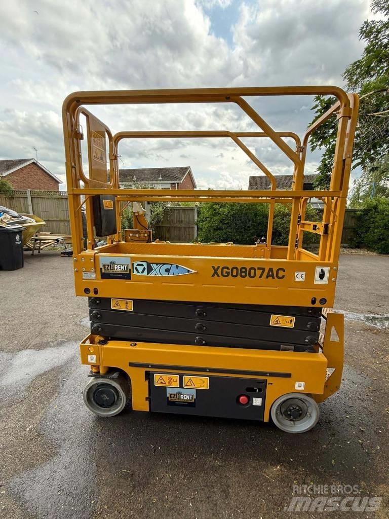 XCMG XG 0807 AC Škaraste platforme