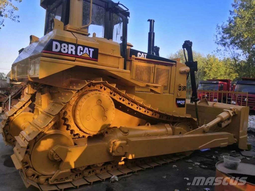 CAT D 8 R Buldožeri gusjeničari