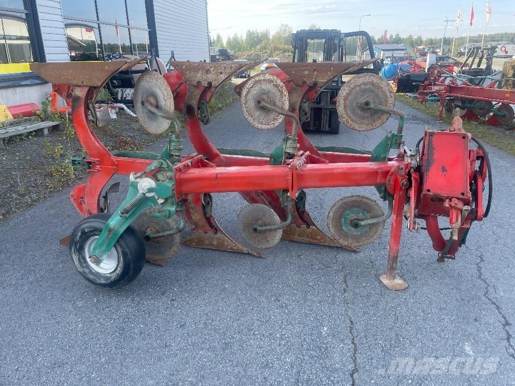 Kverneland E Plugovi okretači