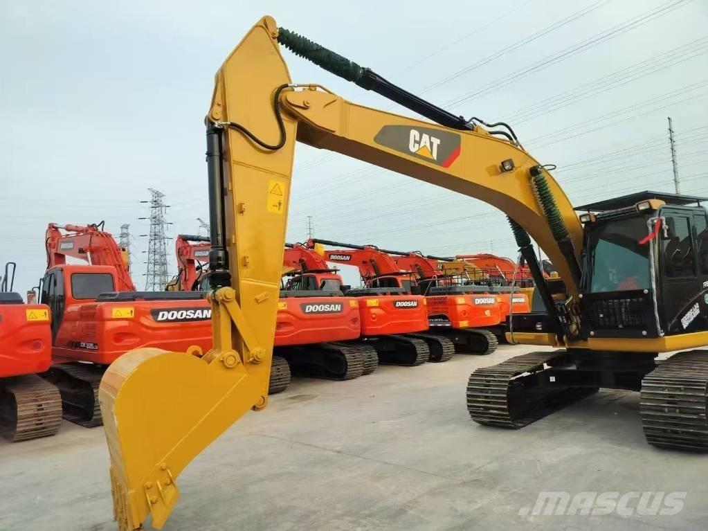 CAT 320D2L Bageri gusjeničari