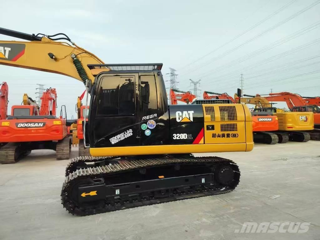 CAT 320D2L Bageri gusjeničari