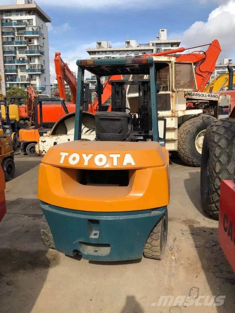 Toyota FD 50 Dizelski viličari