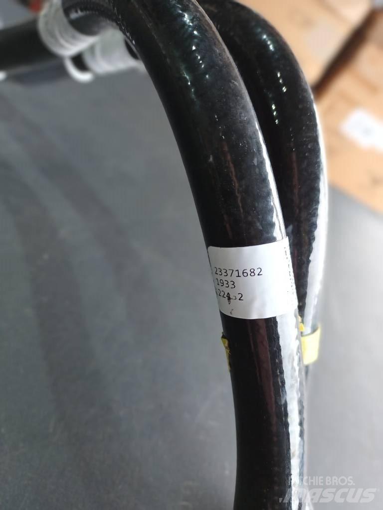 Volvo HOSE 23371682 Motori