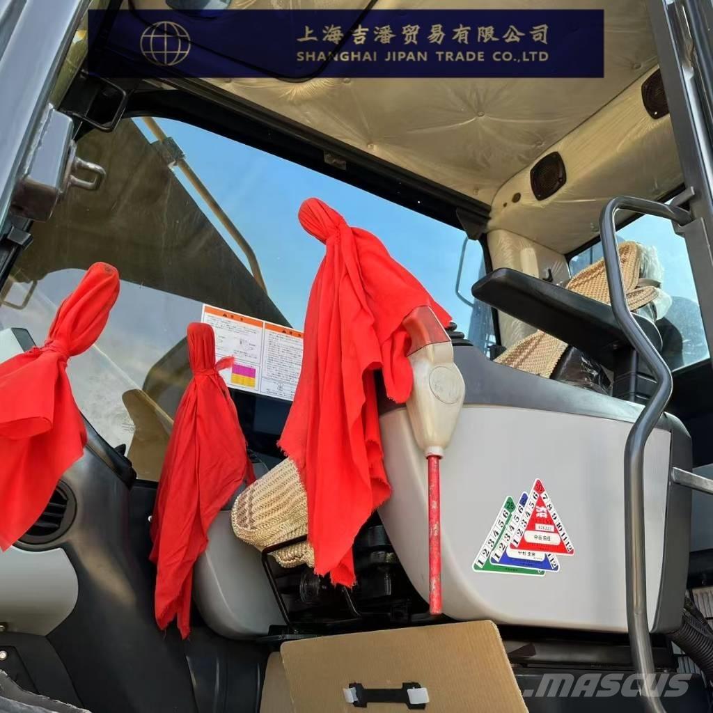 Komatsu PC 200-8 Bageri gusjeničari