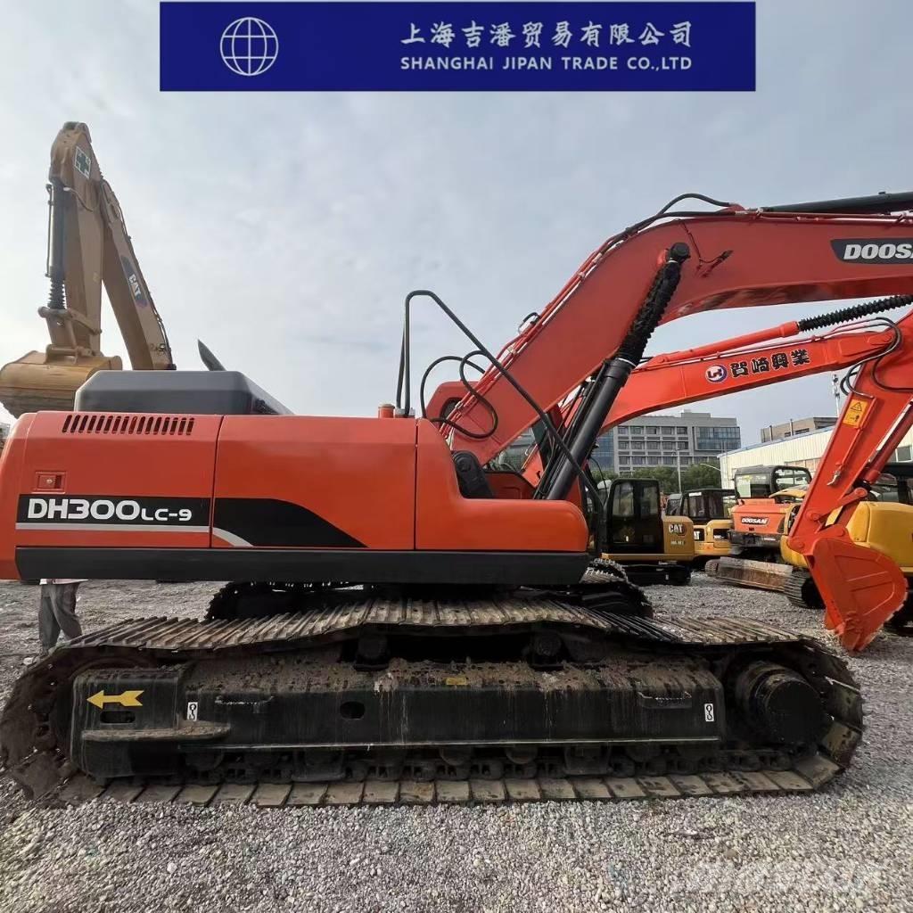 Doosan DH 300 Bageri gusjeničari