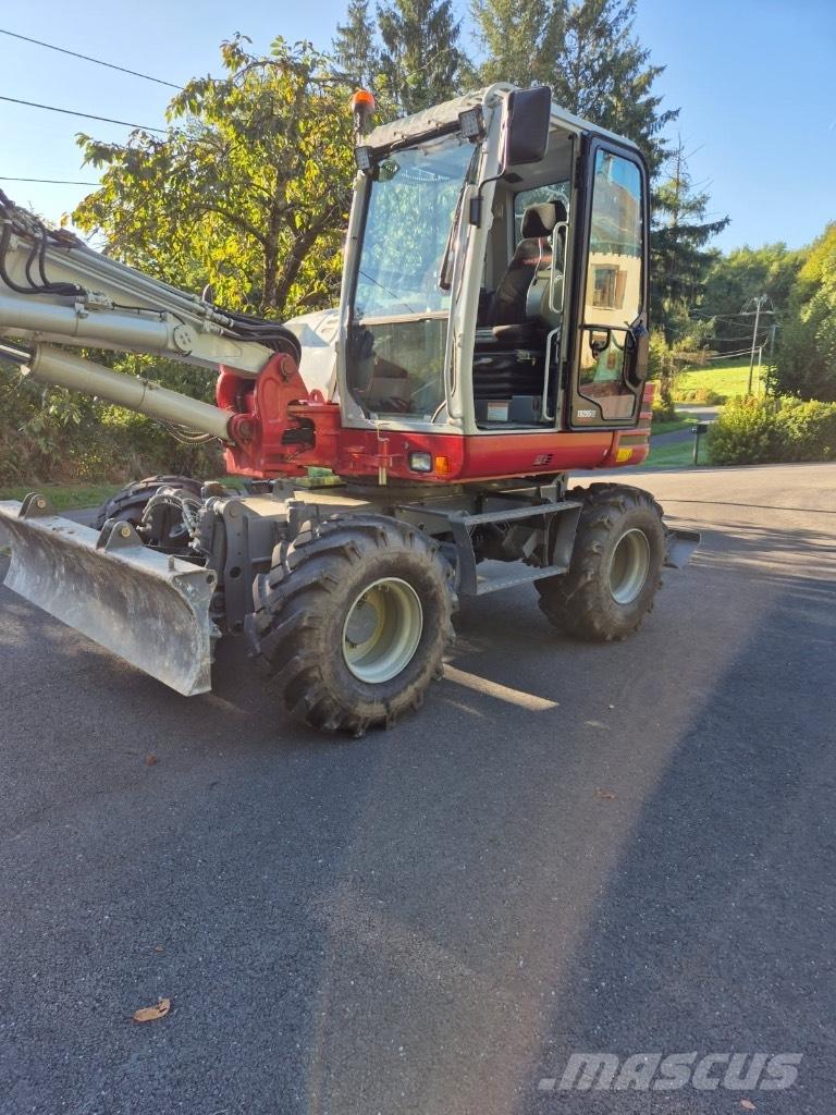 Takeuchi TB 295 W Bageri na kotačima