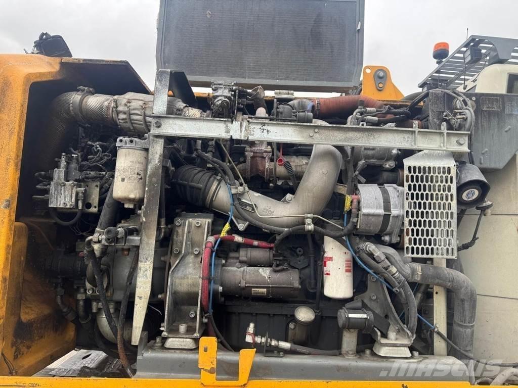 Liebherr LH 22 M Bageri za manipuliranje materijalom / otpadom