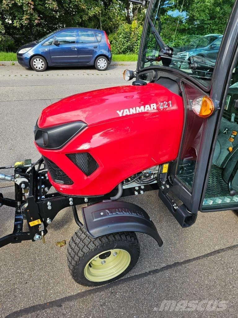 Yanmar SA 221 Kompaktni (mali) traktori