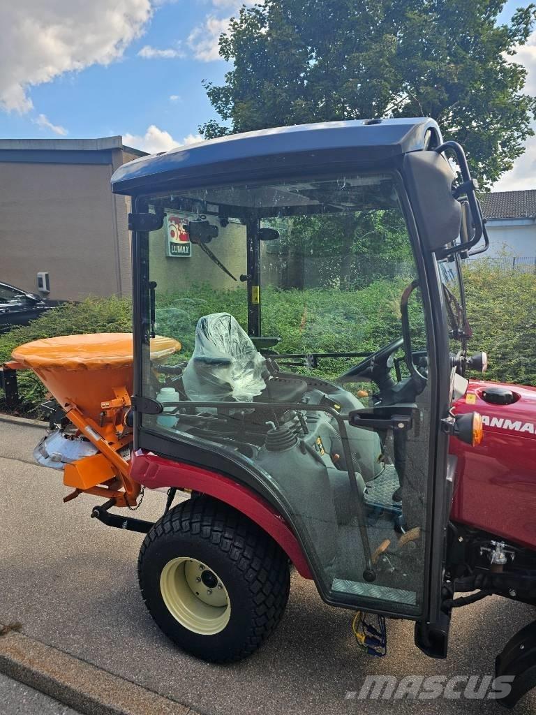 Yanmar SA 221 Kompaktni (mali) traktori