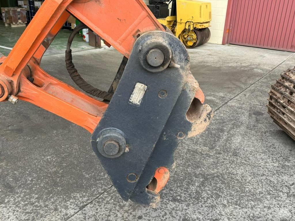 Hitachi ZX 210 LC-6 Bageri gusjeničari