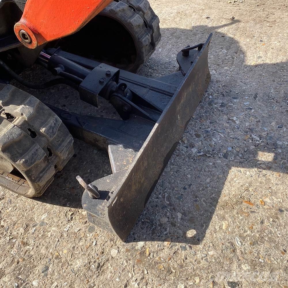 Kubota U10-3 Mini bageri <7t