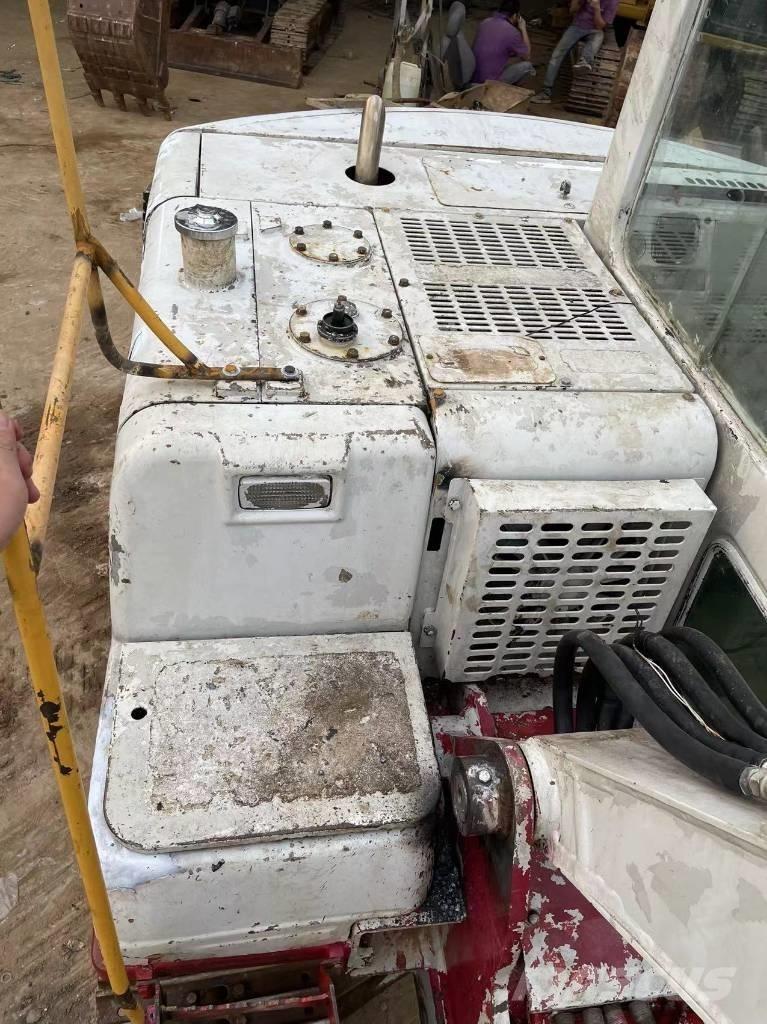 Takeuchi TB175C Bageri gusjeničari