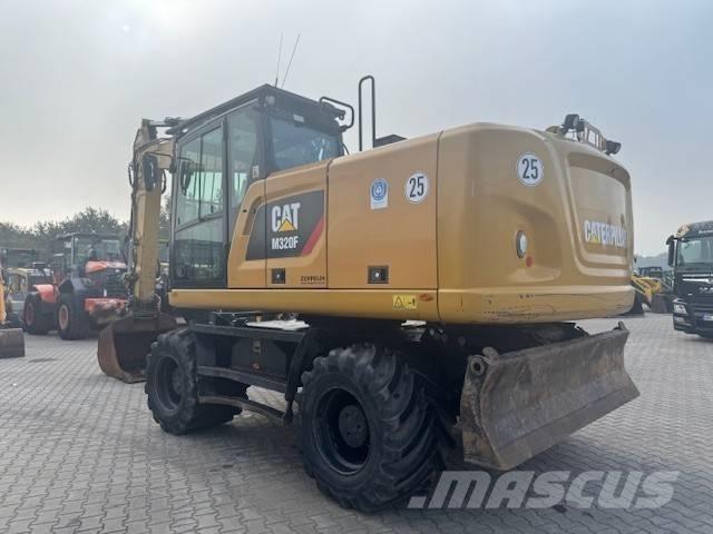 CAT M 320 F Bageri na kotačima