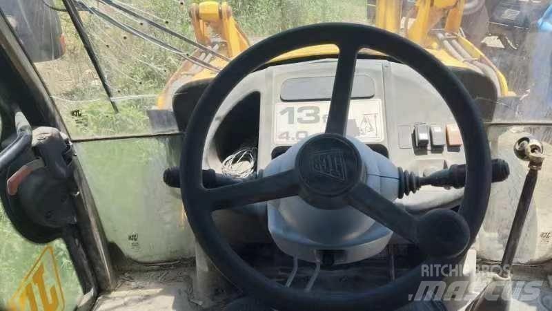 JCB 3 CX Utovarni rovokopači