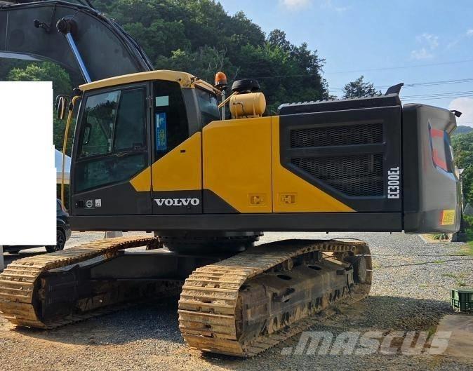 Volvo EC 300 EL Bageri gusjeničari