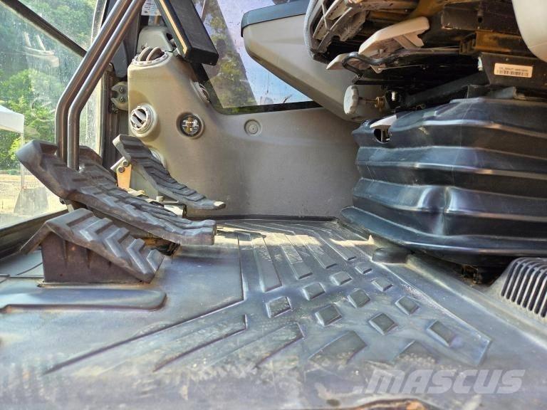 Volvo EC 300 EL Bageri gusjeničari