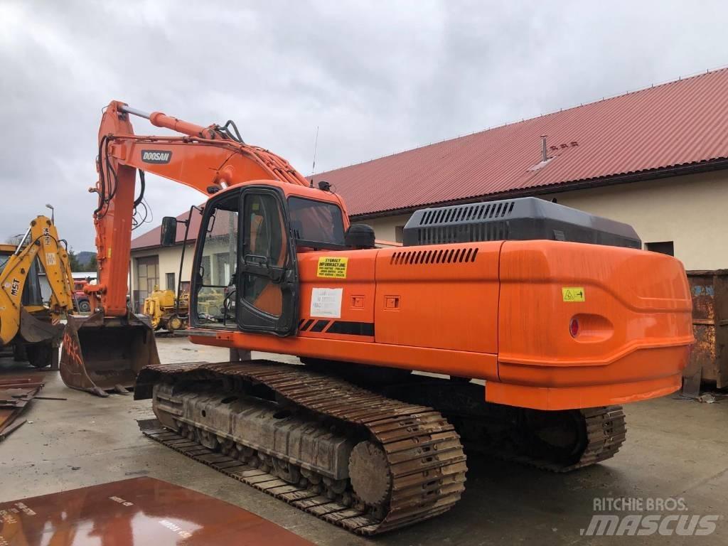 Doosan DX 340 LC Bageri gusjeničari