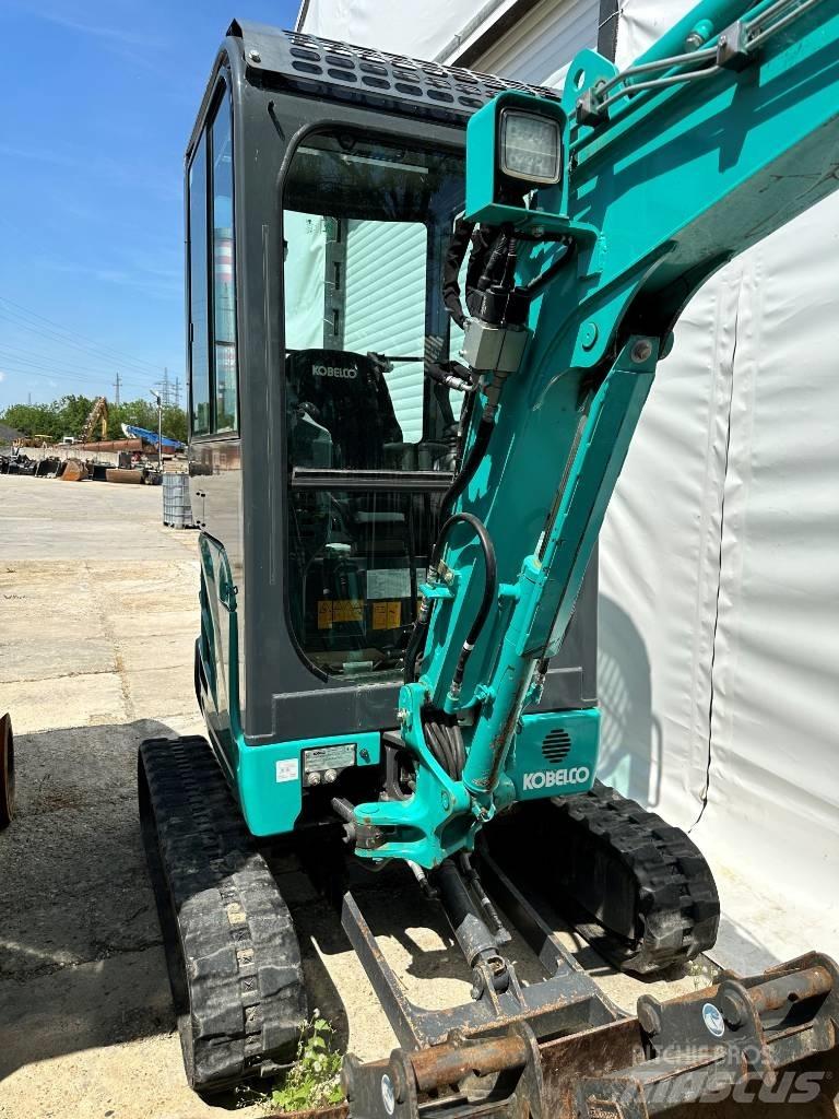 Kobelco SK17SR-3E Mini bageri <7t