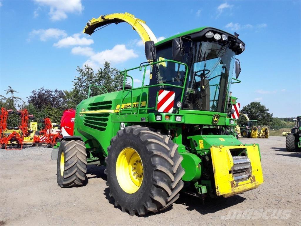 John Deere 7350 Strojevi za krmu na vlastiti pogon