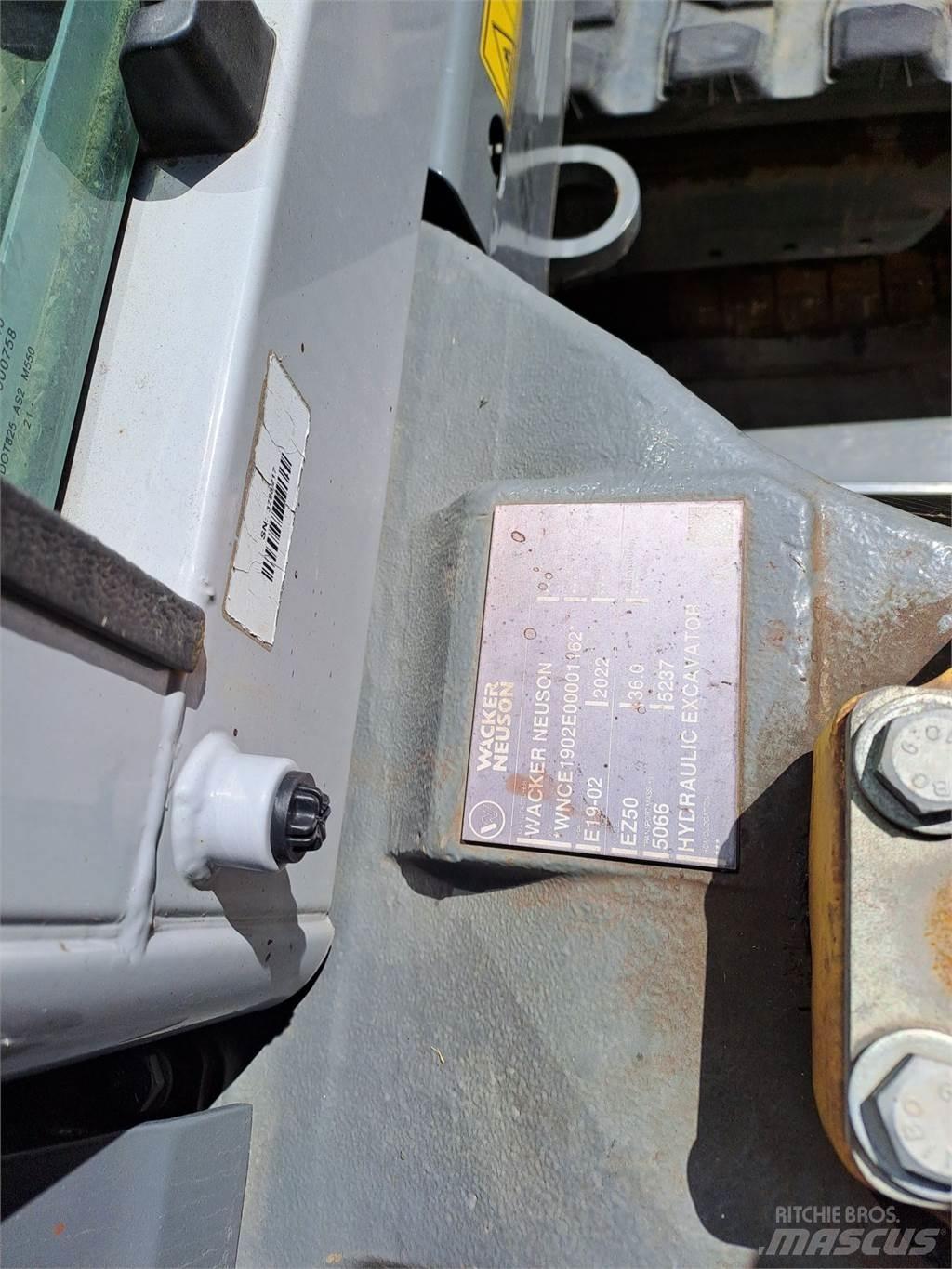 Wacker Neuson EZ50 Bageri gusjeničari