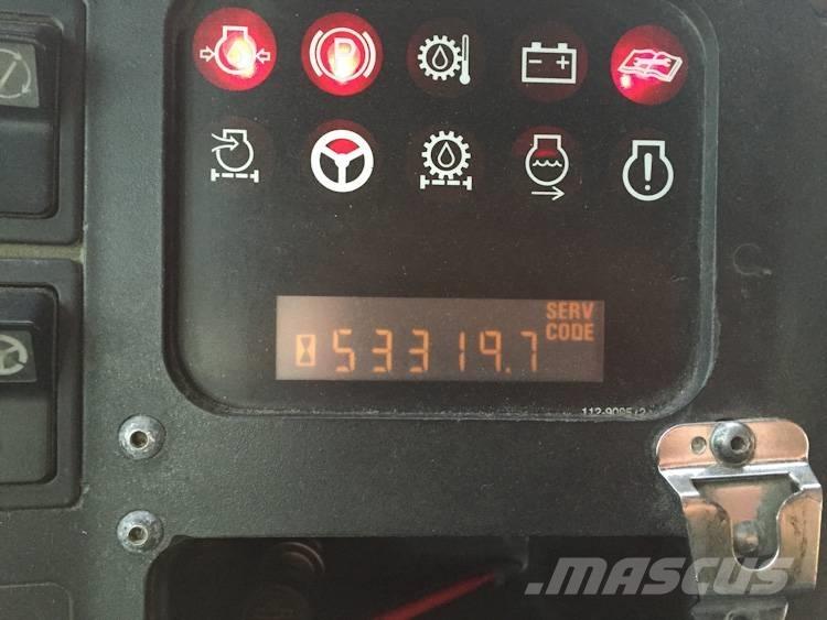 CAT 775 D Kruti damperi