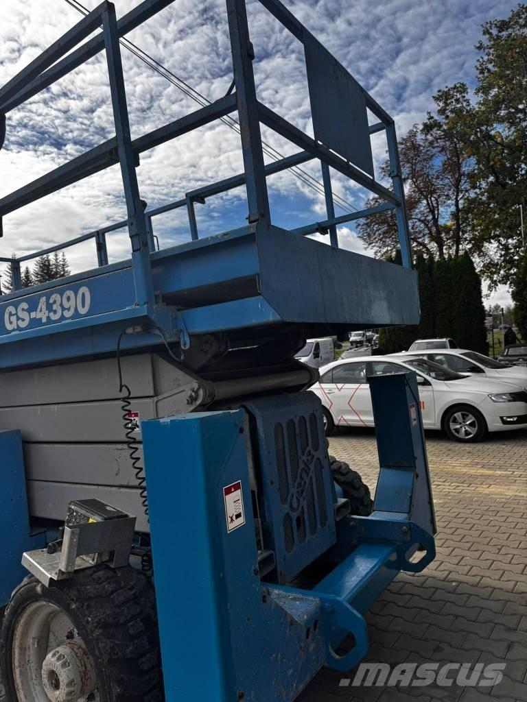 Genie GS 4390 Škaraste platforme
