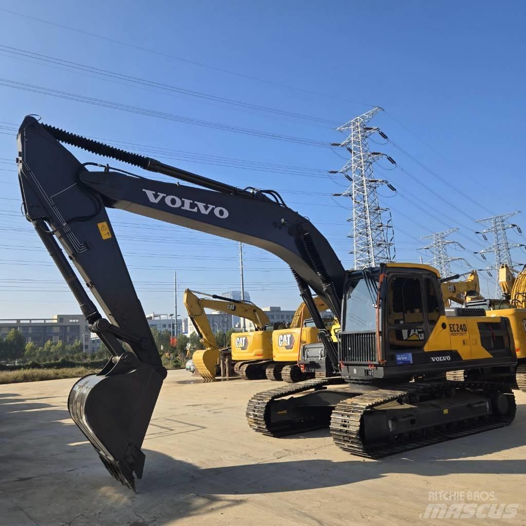 Volvo EC 240 Bageri gusjeničari